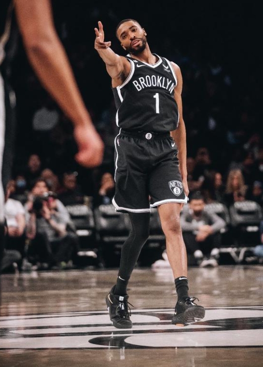挑战升级！夏洛特黄蜂vs布鲁克林篮网：NBA常规赛火热开打